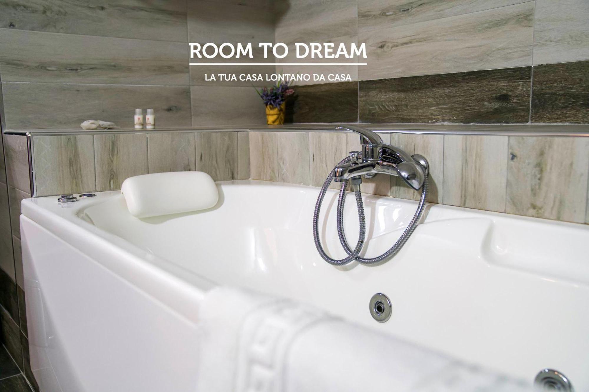 Room To Dream San Valentino Torio Bagian luar foto